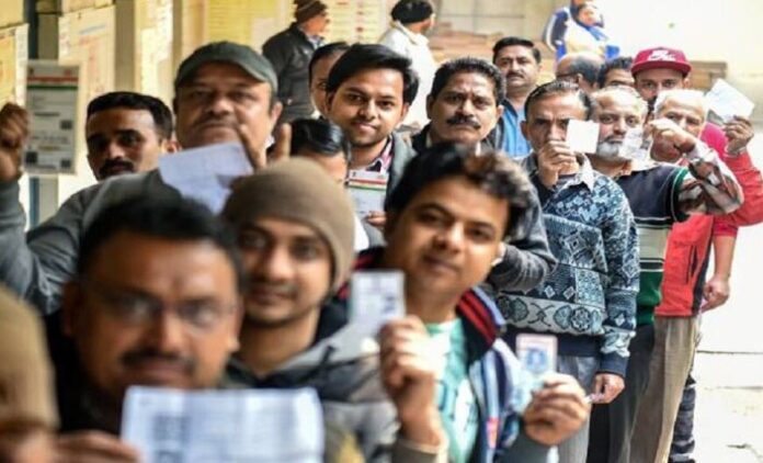 Bihar News: बिहार की वोटर लिस्ट SIR में घुसे विदेशी! नेपाल-बांग्लादेश के नाम देख उड़े होश
