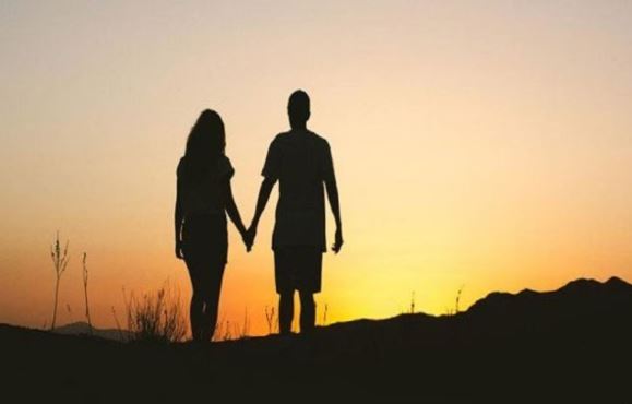 IMG-20250717-WA0004 Love Affairs: पांच बच्चों की मां प्रेमी संग फरार, प्रेमी भी निकला पांच बच्चों का पिता, मामला दर्ज...