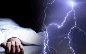 Simdega News: वज्रपात का कहर, खेत में काम कर रहे दो भाईयों की दर्दनाक मौत, एक गंभीर