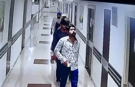 Patna Paras Hospital Murder: हथियार लहराते घुसे, गोली मारी और चलते बने, पारस अस्पताल में घुसकर हत्या का विडियो वायरल 3 कूबप