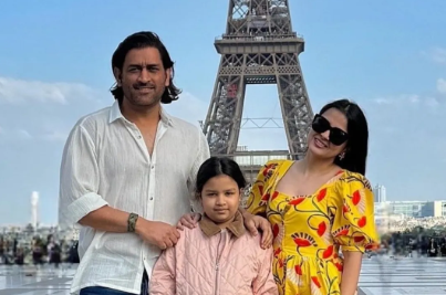 Happy Birthday Dhoni: 44 साल के हुए धोनी, ना शोर, ना दिखावा..जाने Dhoni के वो बड़े फैसले जिसने सबकुछ बदल दिया 4 Happy Birthday Dhoni: धोनी का परिवार