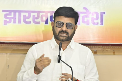 चहगदत Jharkhand Politics News: अटल की जगह टेरेसा? नाम बदलने पर बवाल, भाजपा ने झारखंड सरकार पर साधा निशाना