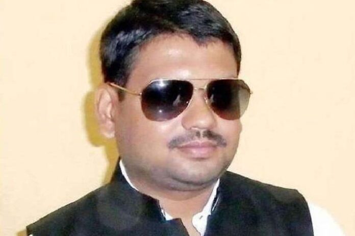 IMG-20250827-WA0002 Big Breaking: पूर्व विधायक संजीव सिंह को बड़ी राहत, नीरज सिंह हत्याकांड में कोर्ट से बरी