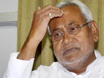 nitish-kumar-resigning-PTI-360